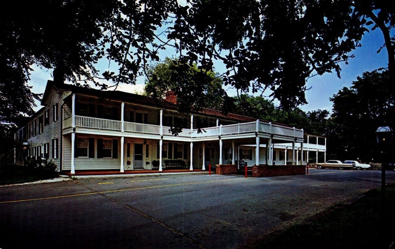 Botsford Inn - Vintage Postcard (newer photo)